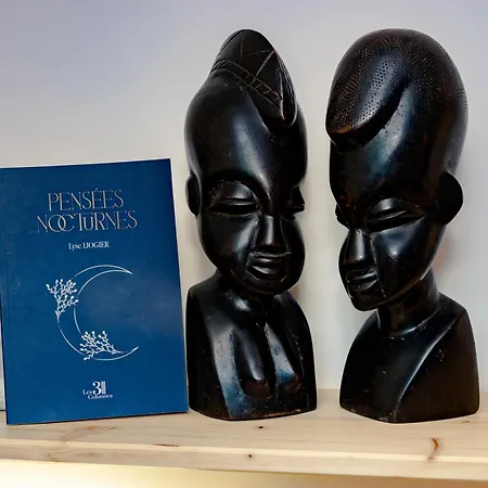 Du Roy Chassaignas Nyaraló *